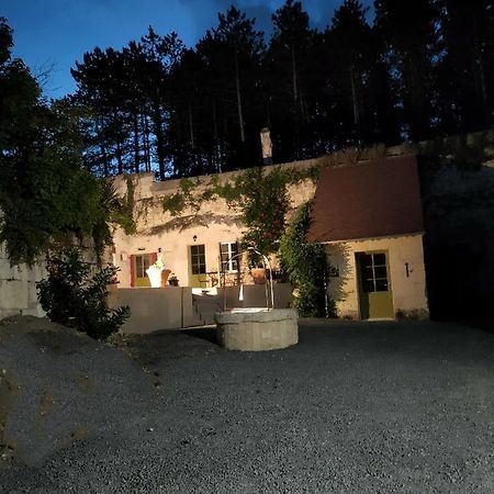 Aux Trois Tilleuls Bed & Breakfast Loches Dış mekan fotoğraf