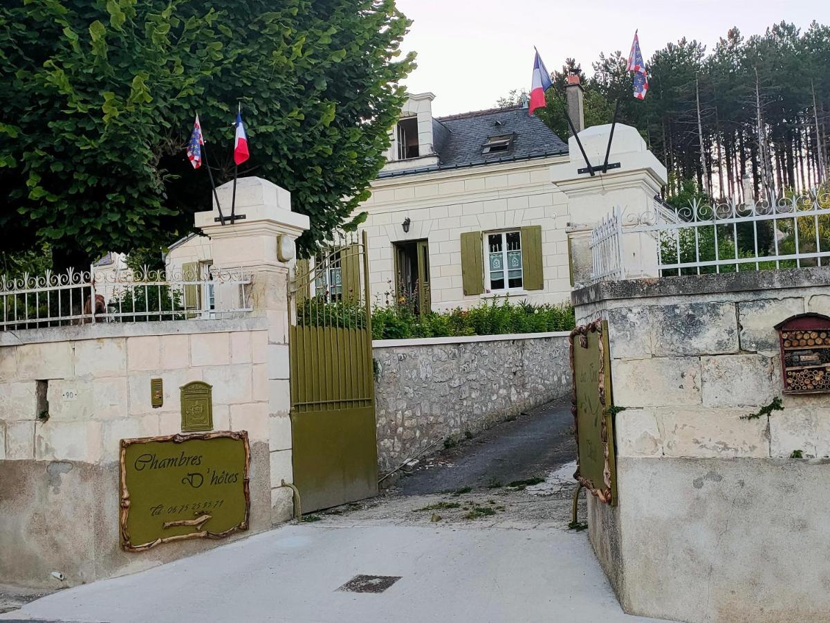 Aux Trois Tilleuls Bed & Breakfast Loches Dış mekan fotoğraf